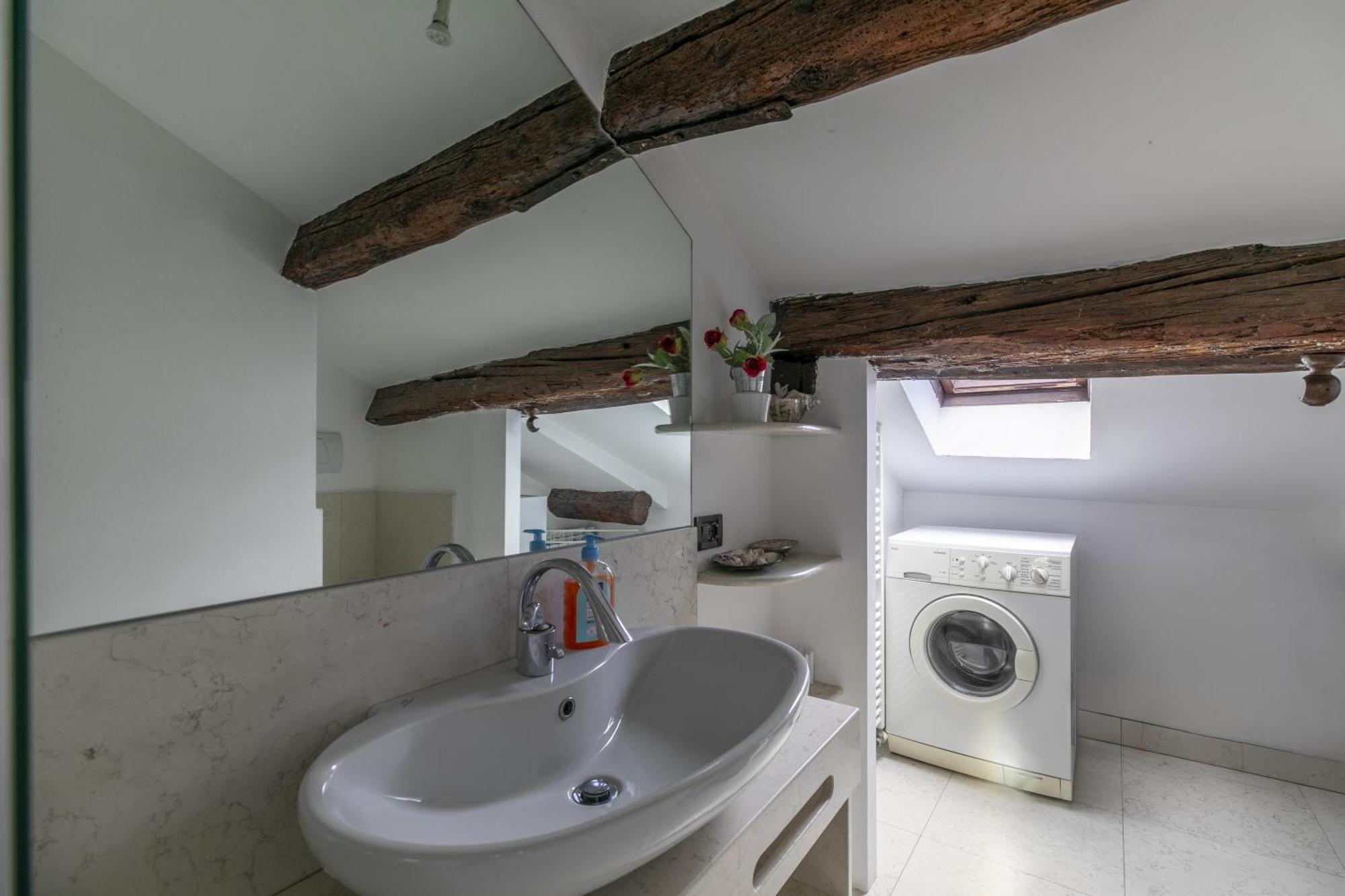Nice Lovely Attic For 4 Person With Wifi - A/C البندقية المظهر الخارجي الصورة